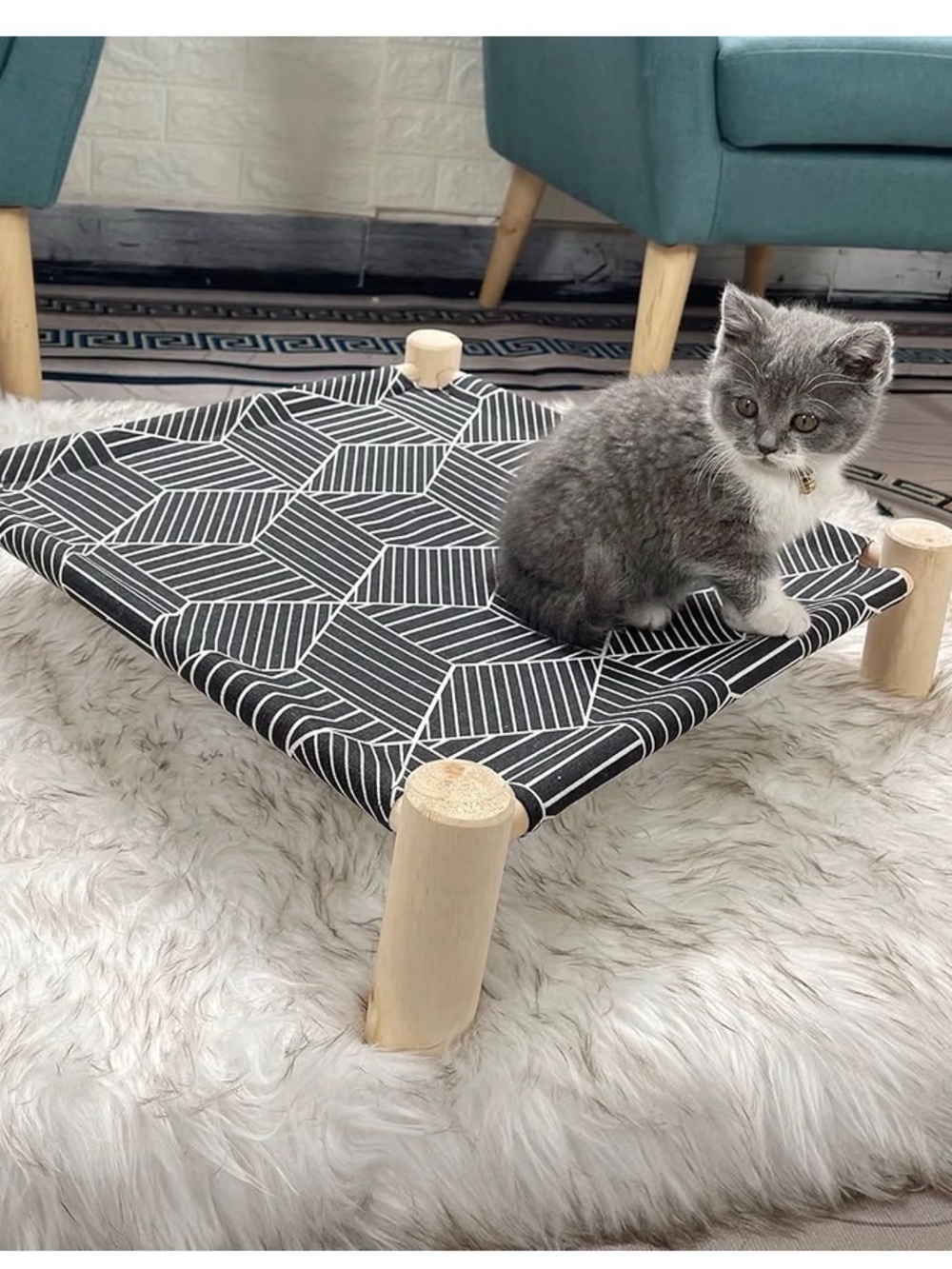 Black Diamond Cat Bed Hammock 19.6 x 5.1 inches.
